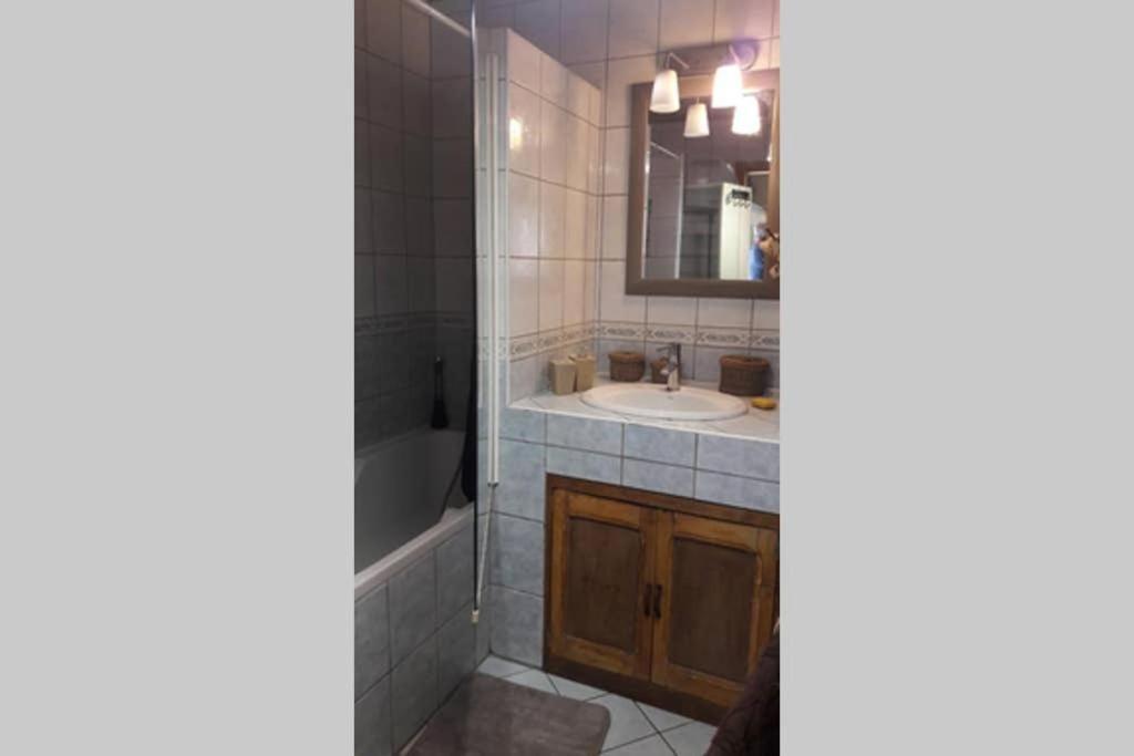 Joli Loft Dans Village Pittoresque Péret Εξωτερικό φωτογραφία